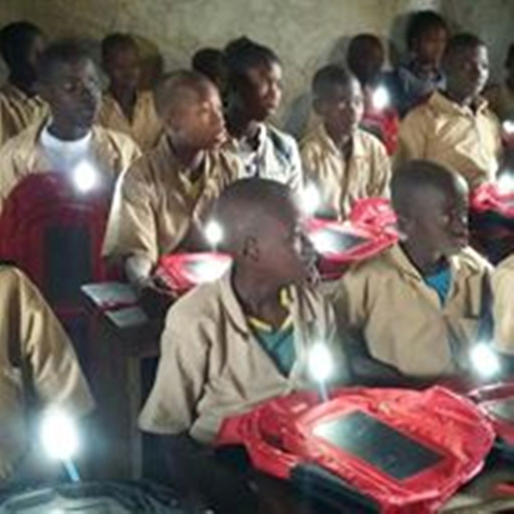 26219434_2043412442604497_77280717852523486_n